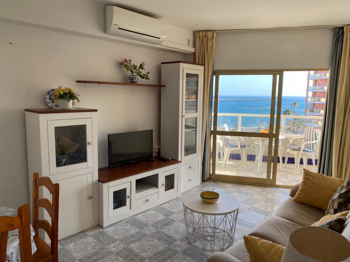Appartement Cozy With First Line Seaview In Perfect Location, Near The Marina Benalmádena