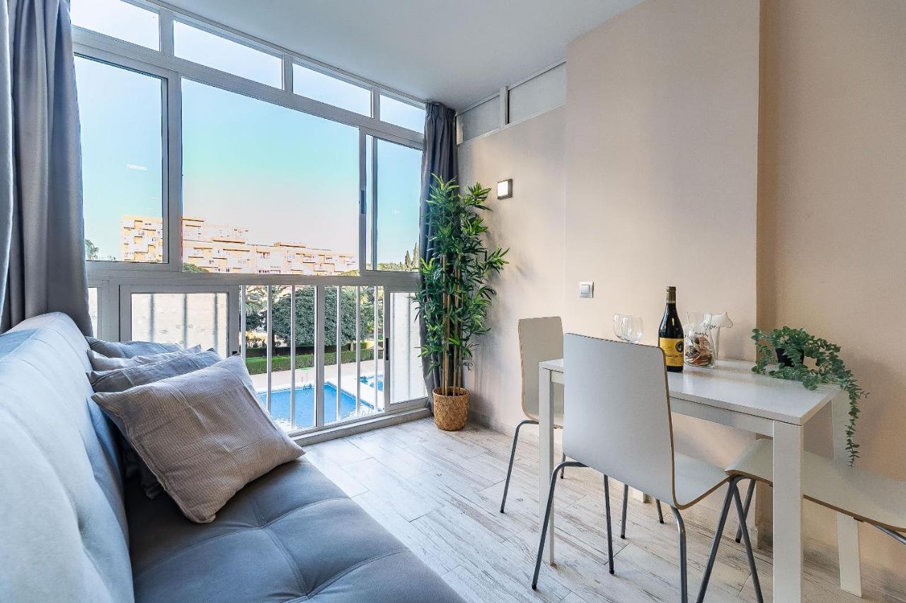Sun Coast -- Superb With 4 Pools, Gardens & Breakfast Benalmadena