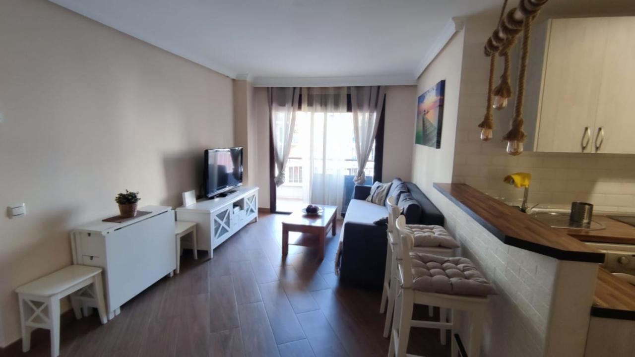 Apartment Coqueto En Puerto Marina Con Piscina