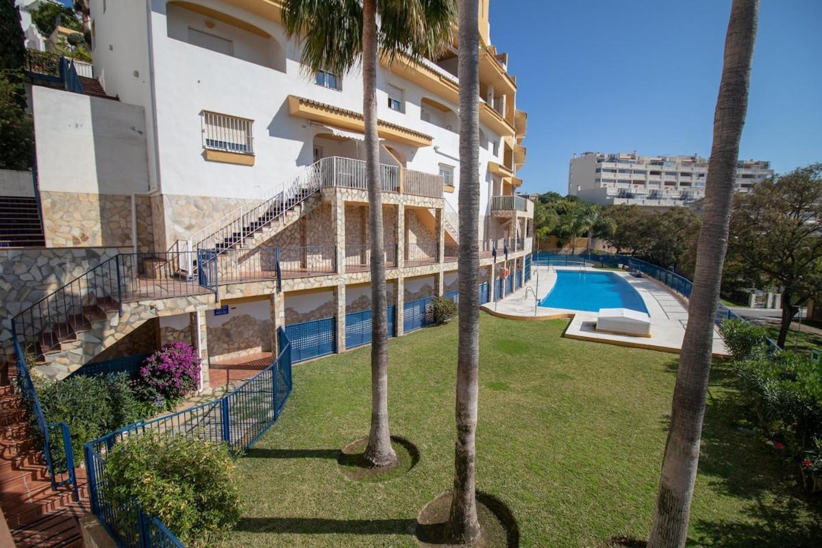 C43 - Family House With Terrace And Shared Pool Holiday home *