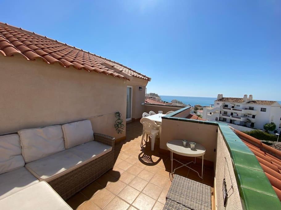 Apartment 3 Bedroom Penthouse Close By Parque De La Paloma *