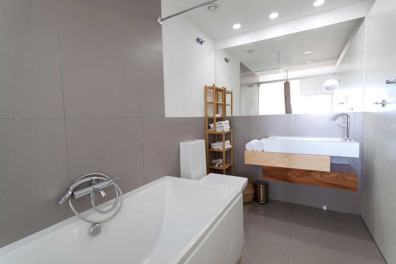 El Higueron. South Beach 4. 3 Bedrooms, Sea Views, Terrace And Pool Appartement Benalmádena