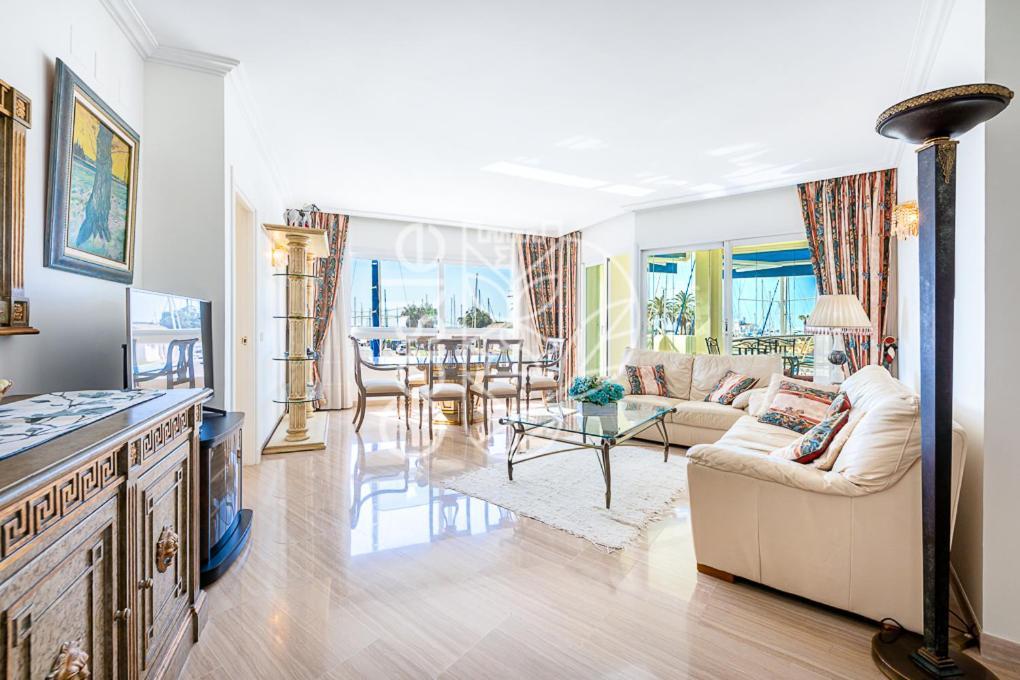 Malaga Puerto Benalmadena: Seaside With Pool And Marina Views * Benalmadena