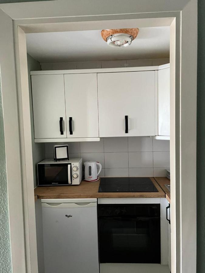 Apartment Lovely For 2 To 4 People---apartamento De Dos A Cuatro Personas Benalmadena