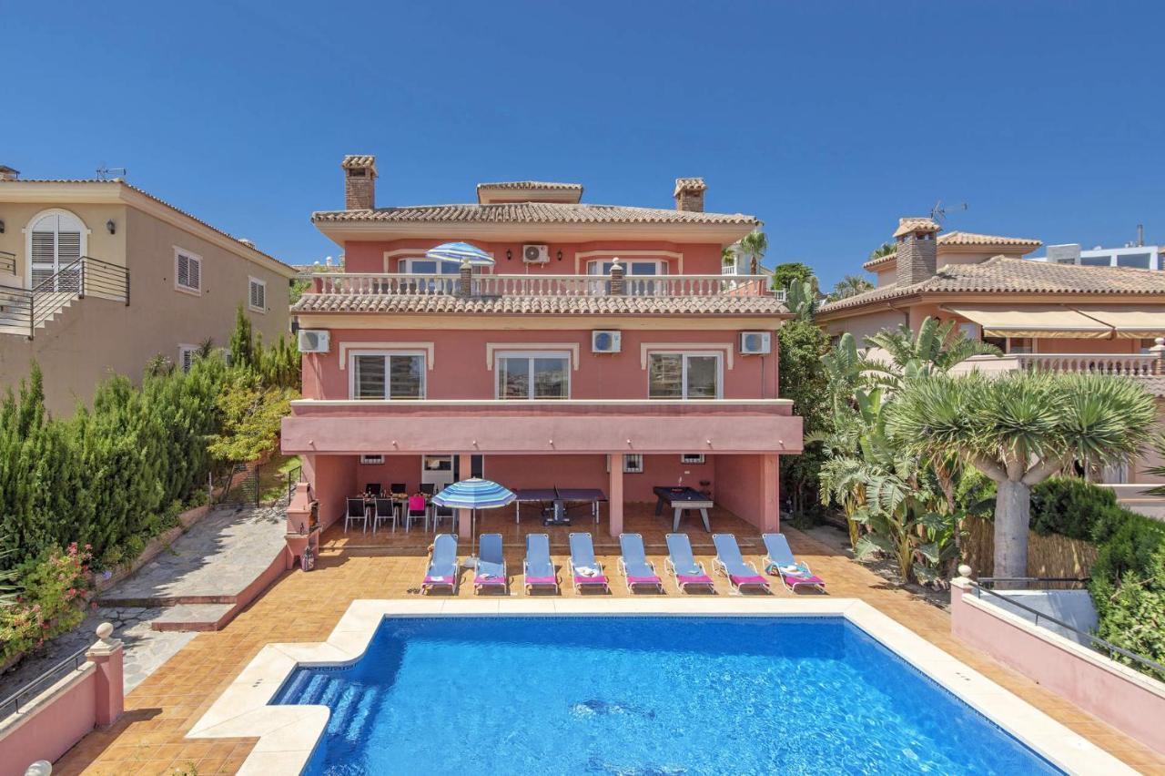 Villa Torrequebrada By *