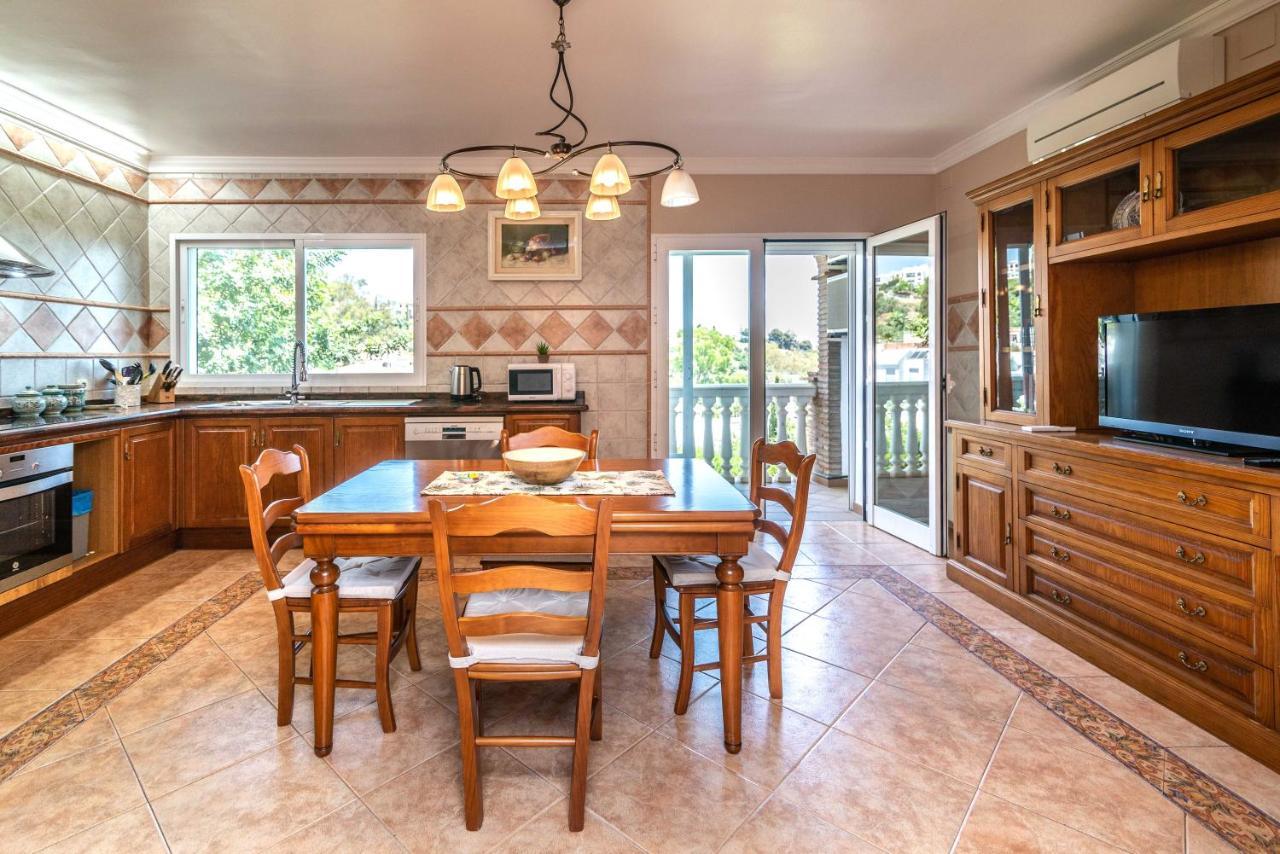 Vb Buganvilla 4bdr With Fantastic Sea Views Villa