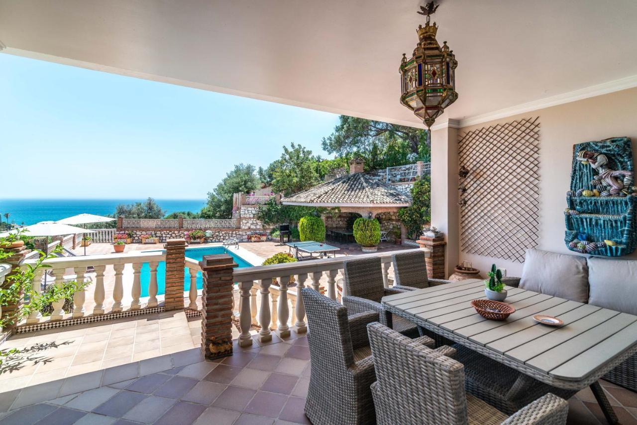 Vb Buganvilla 4bdr With Fantastic Sea Views Villa