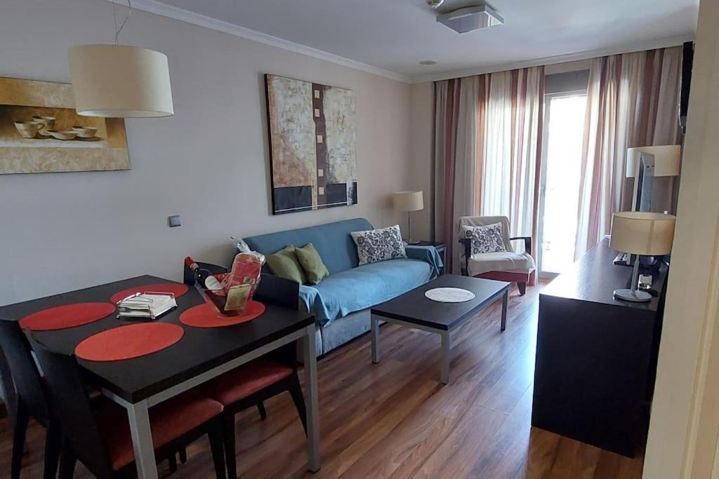 Elegante Alojamiento Con Piscina A 200 M Del Mar. Appartement
