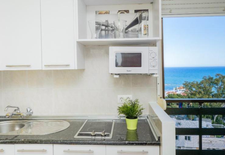 Sea View Studio Appartement *
