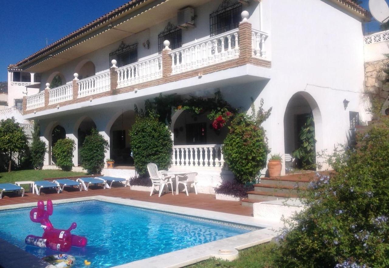 Villa Andalusian Style *