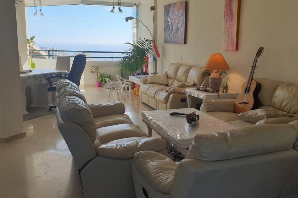 Luxury Penthouse With Sea&mountain Views & Hot Tub - Tranquility & Rest Apartment *