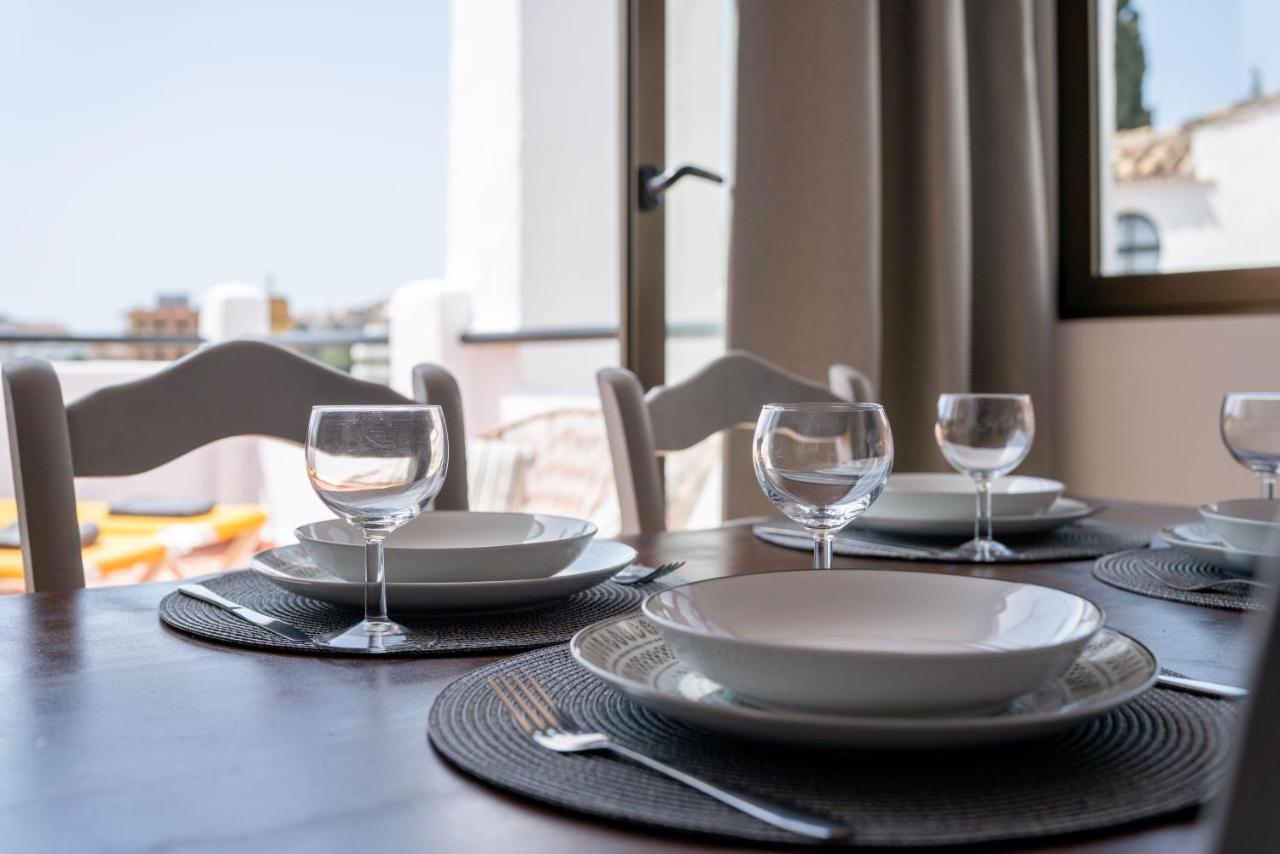 Apartment Freshly Renovated, Modern Penthouse Pueblo Evita! Benalmadena