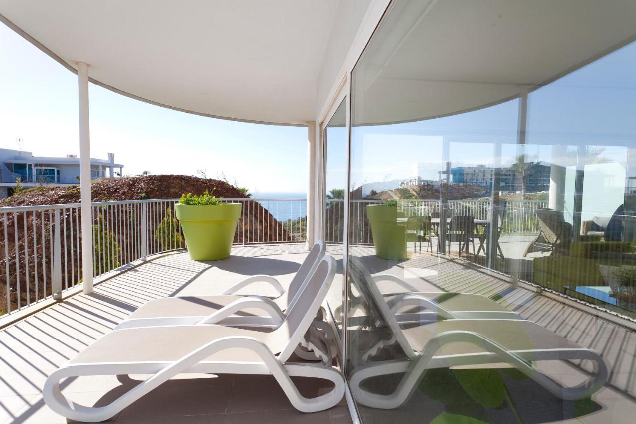 Appartement El Higueron. South Beach 4. 3 Bedrooms, Sea Views, Terrace And Pool Benalmádena
