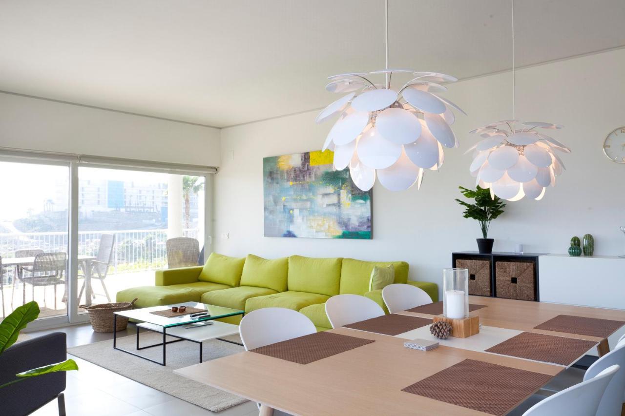 Appartement El Higueron. South Beach 4. 3 Bedrooms, Sea Views, Terrace And Pool Benalmádena