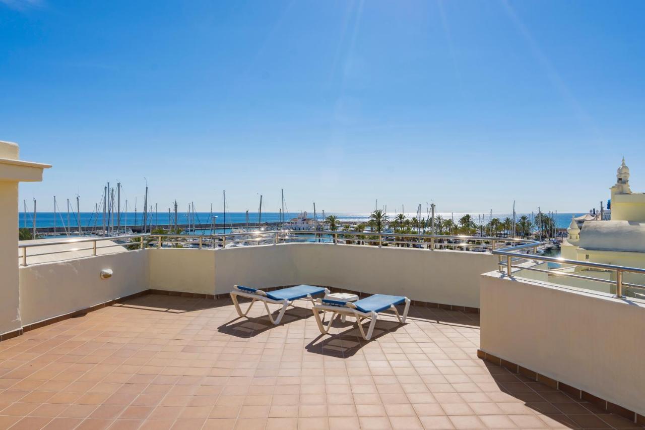 Malaga Puerto Benalmadena: Seaside With Pool And Marina Views Apartment Benalmadena