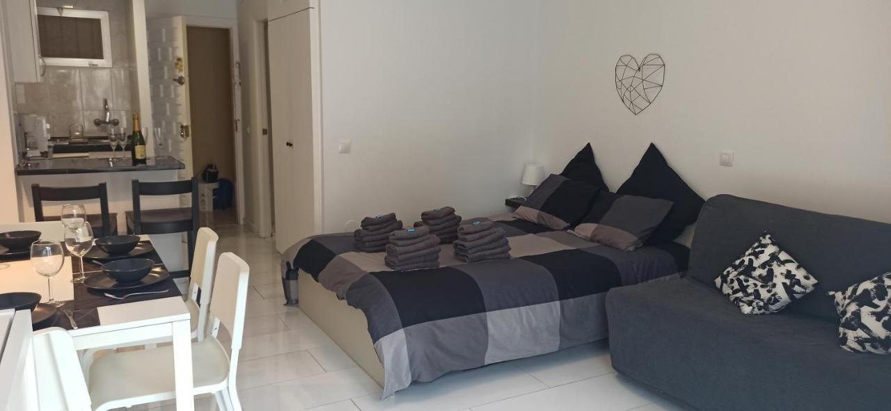 Estudio Vacacional Minerva 27 *
