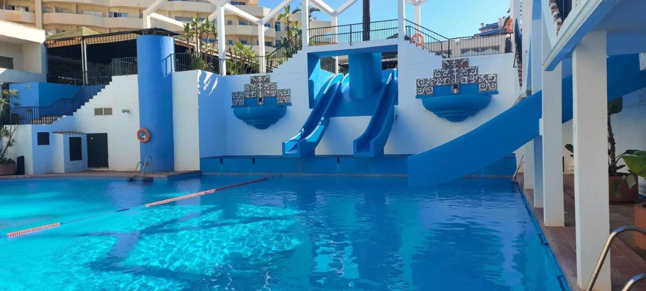 In Benalbeach 5 Pools *