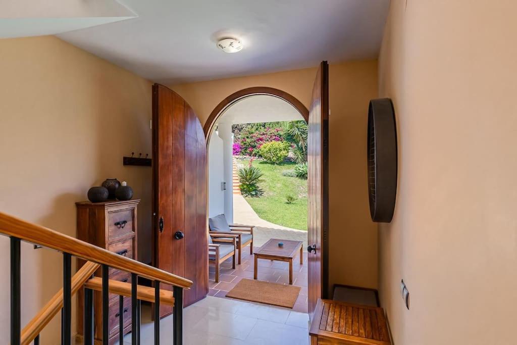 Tranquil 3 Bed With Private Pool + Sea View! Villa Benalmadena