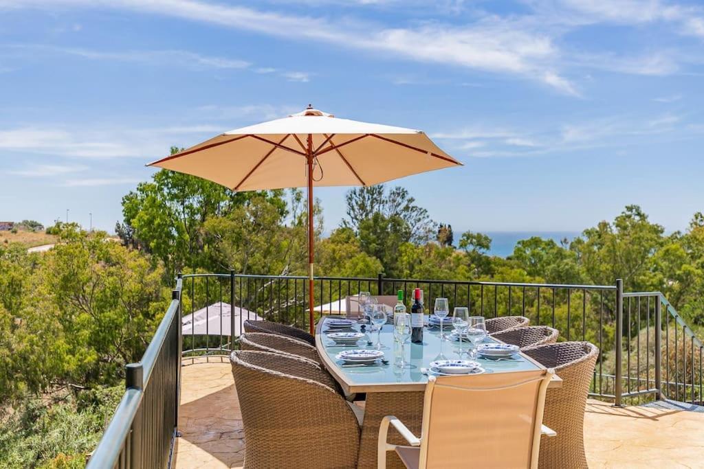 Villa Tranquil 3 Bed With Private Pool + Sea View!