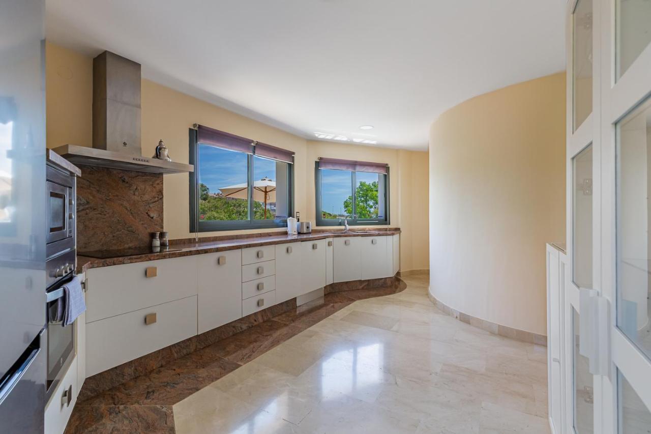 Tranquil 2 Bed With Private Pool + Sea View! Villa Benalmádena