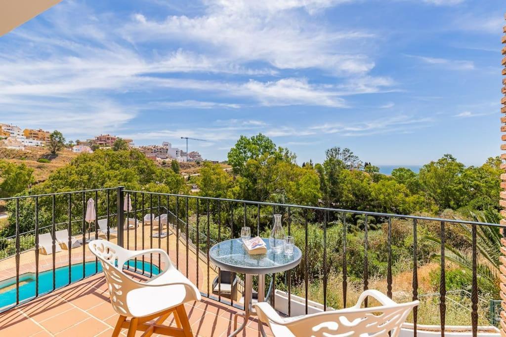 Tranquil 3 Bed With Private Pool + Sea View!