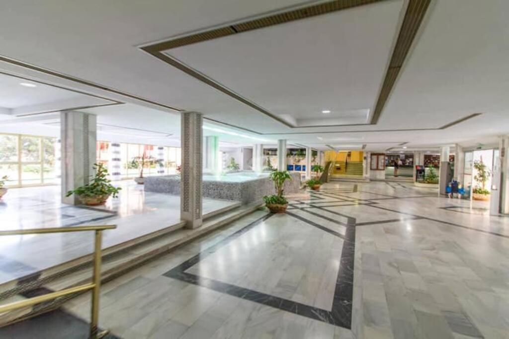 Apartment Jupiter Dream - Breath Taking Design, Sea Views And Facilities *