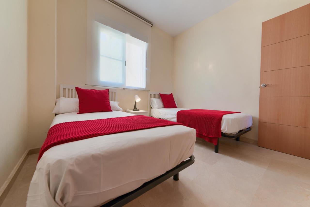 Holidays2benalmadena Arenal Golf 6 Guests With Terrace Pool & Garage * Benalmadena