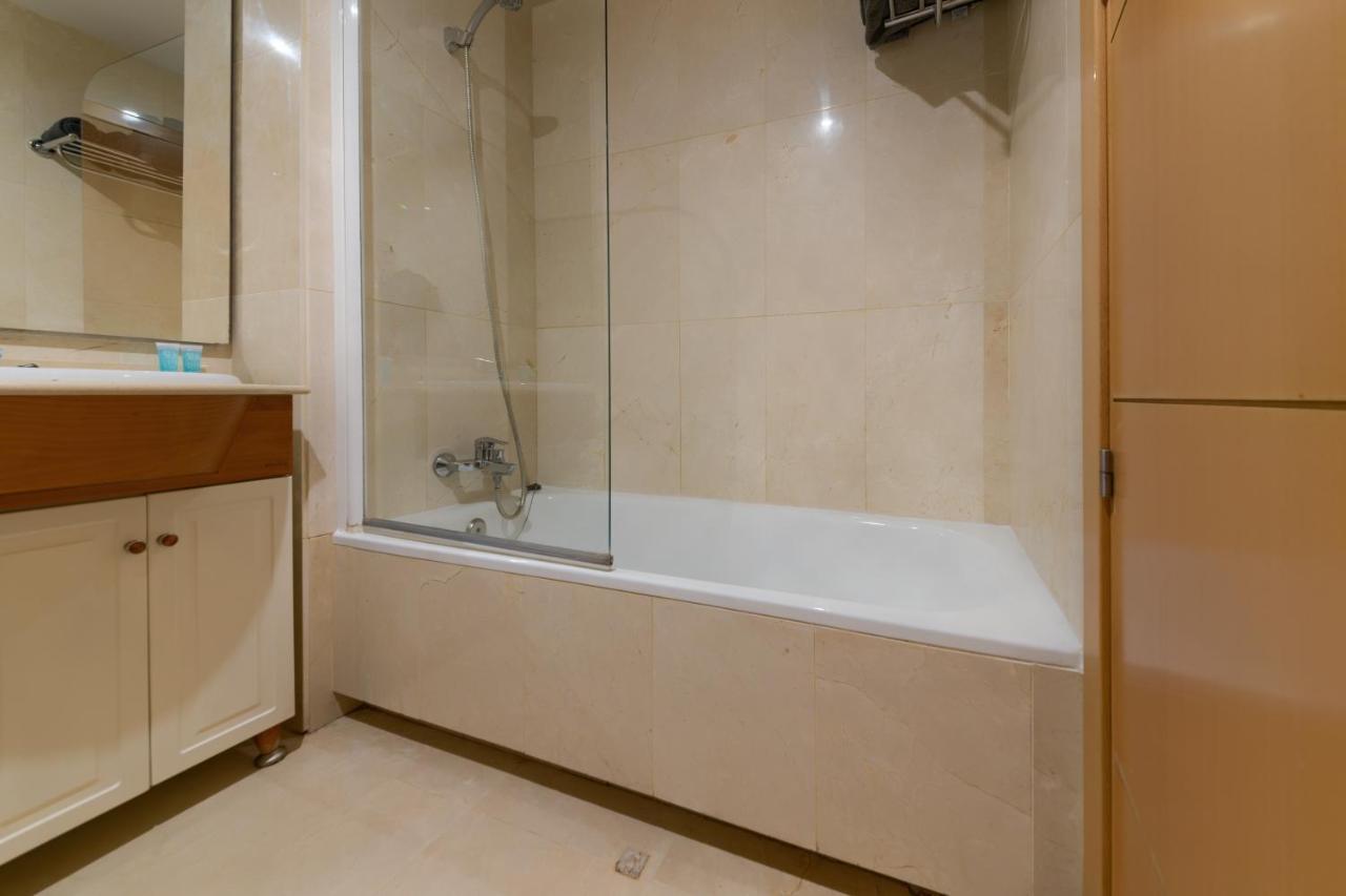 Holidays2benalmadena Arenal Golf 6 Guests With Terrace Pool & Garage Benalmadena