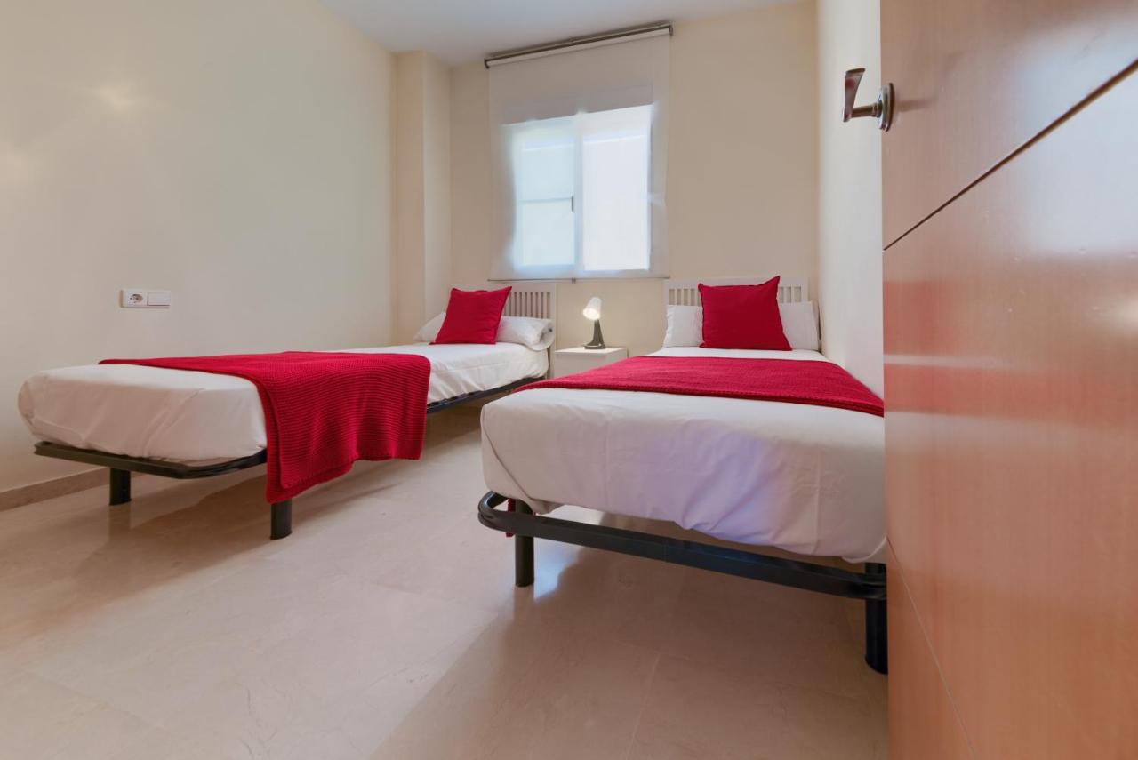 Holidays2benalmadena Arenal Golf 6 Guests With Terrace Pool & Garage Apartment *