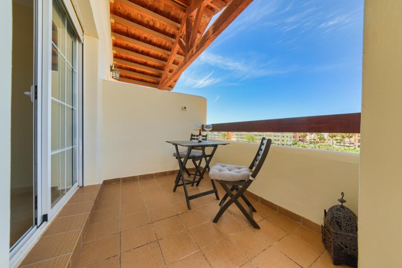 Holidays2benalmadena Arenal Golf 6 Guests With Terrace Pool & Garage