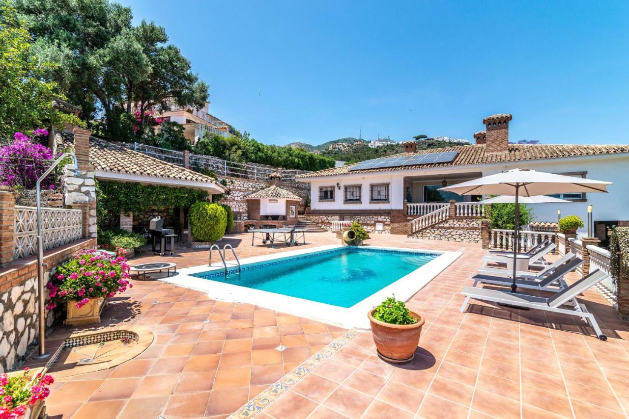 Vb Buganvilla 4bdr With Fantastic Sea Views *