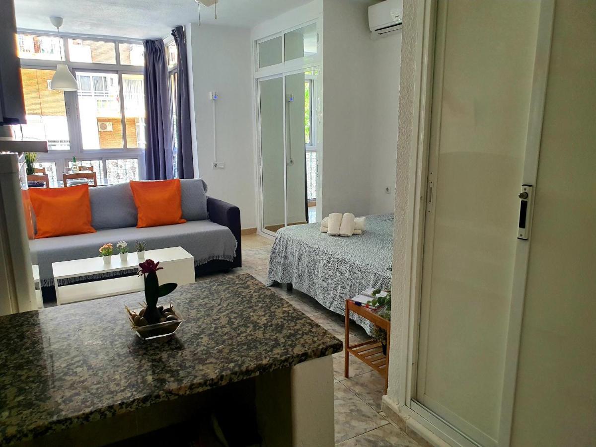 Vive Estudio Hercules 38, A 700m De La Playa Apartment Benalmadena