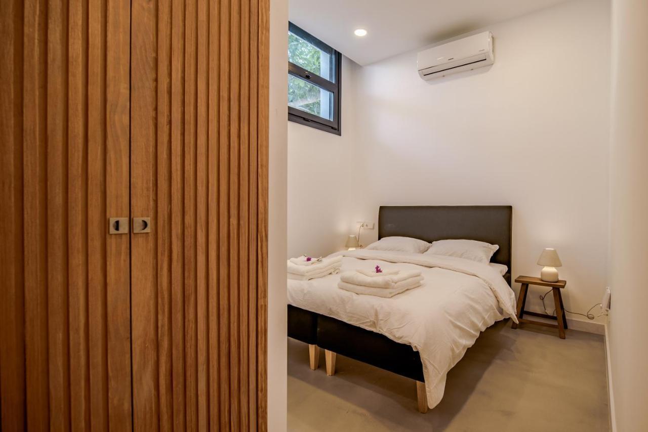 Luxury Casa Alhambra Close To Sea And Centre Villa