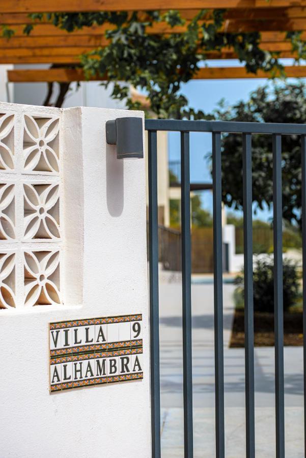 Luxury Casa Alhambra Close To Sea And Centre Villa