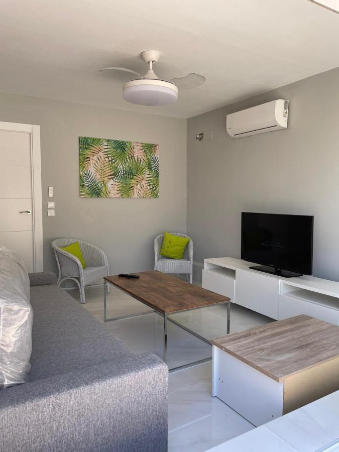 Seafront Recently Renovated Apartment