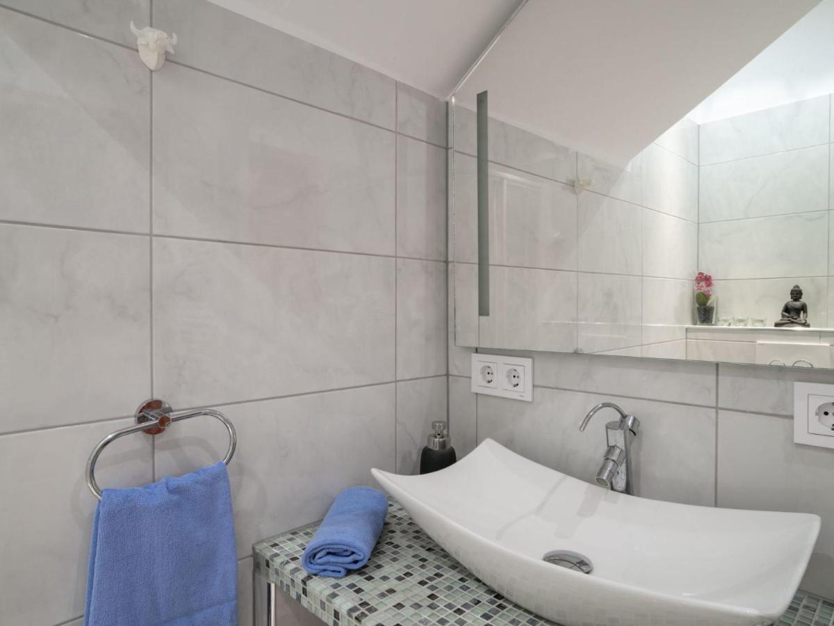 Juna By Interhome Villa Benalmadena
