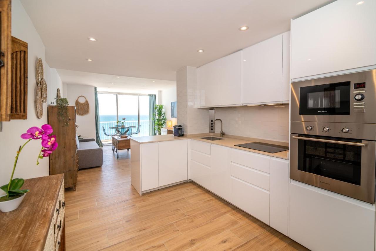 Vb Waterfront 2bdr In *