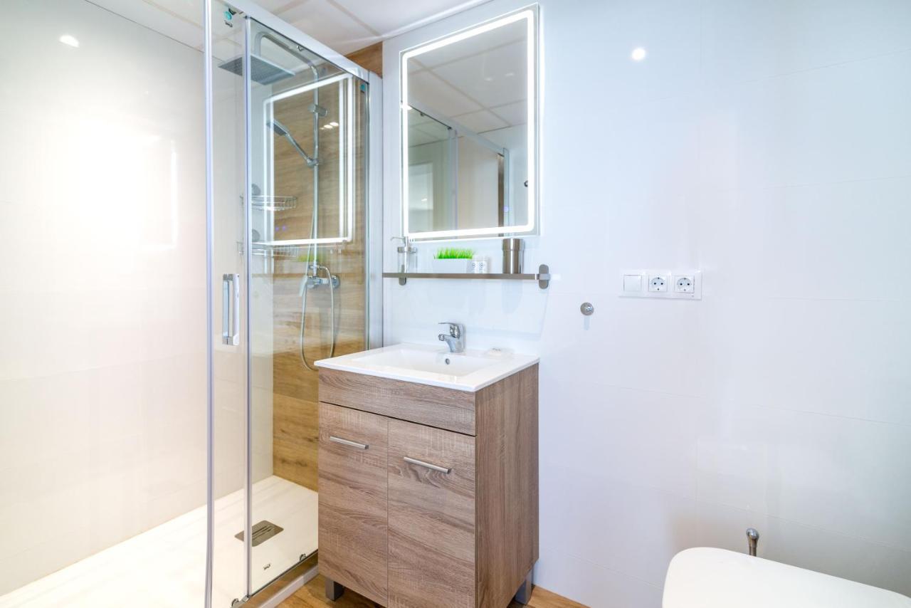 Vb Waterfront 2bdr In Apartamento