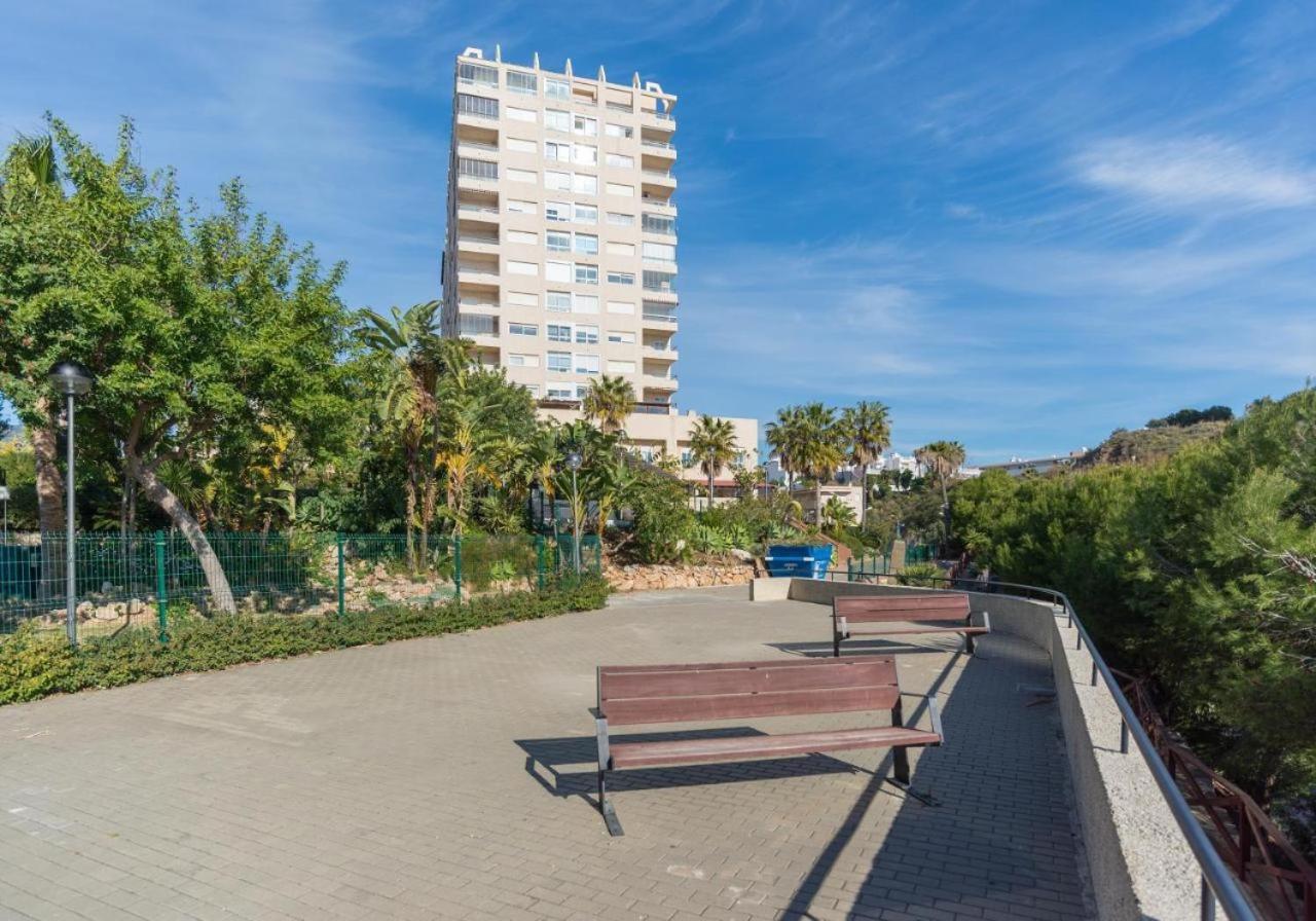And Pool Holidays At The Grand Coloso Appartement *