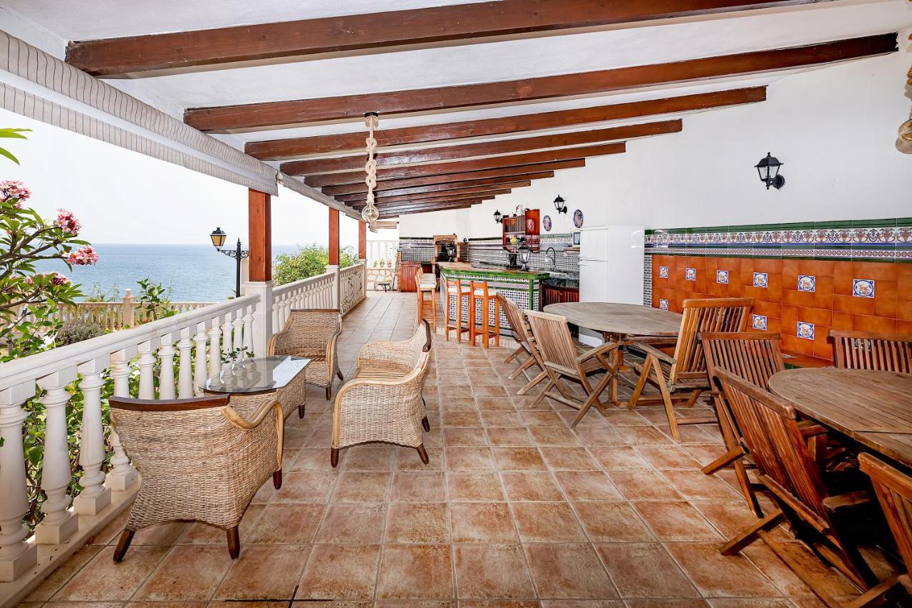 Bhost - Sunrise Villa