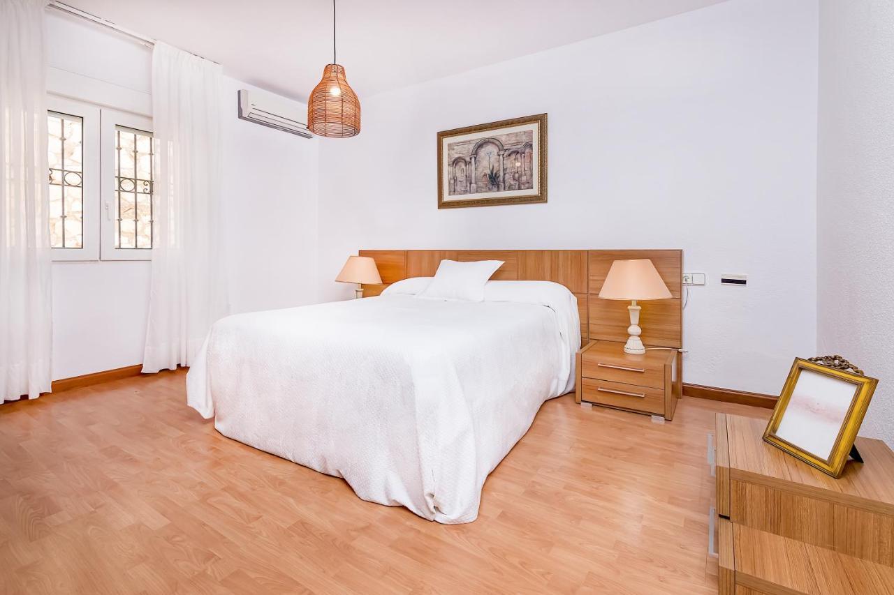Bhost - Sunrise Villa