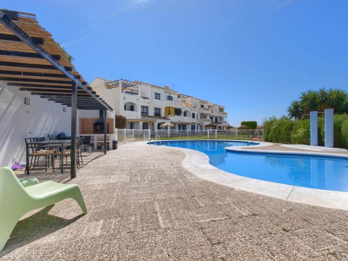 Pool View, Terrace, Garden Apartment