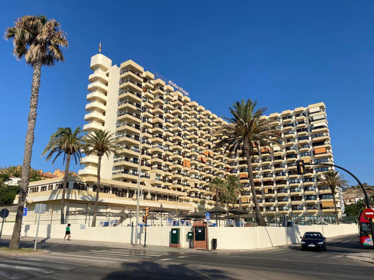 Moderno En Primera Línea De Playa. * Benalmádena