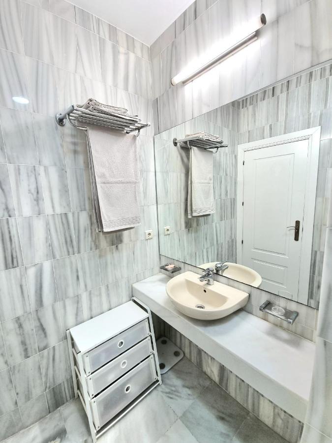 Summer House Duplex En La Playa Con Piscina Holiday home Benalmadena