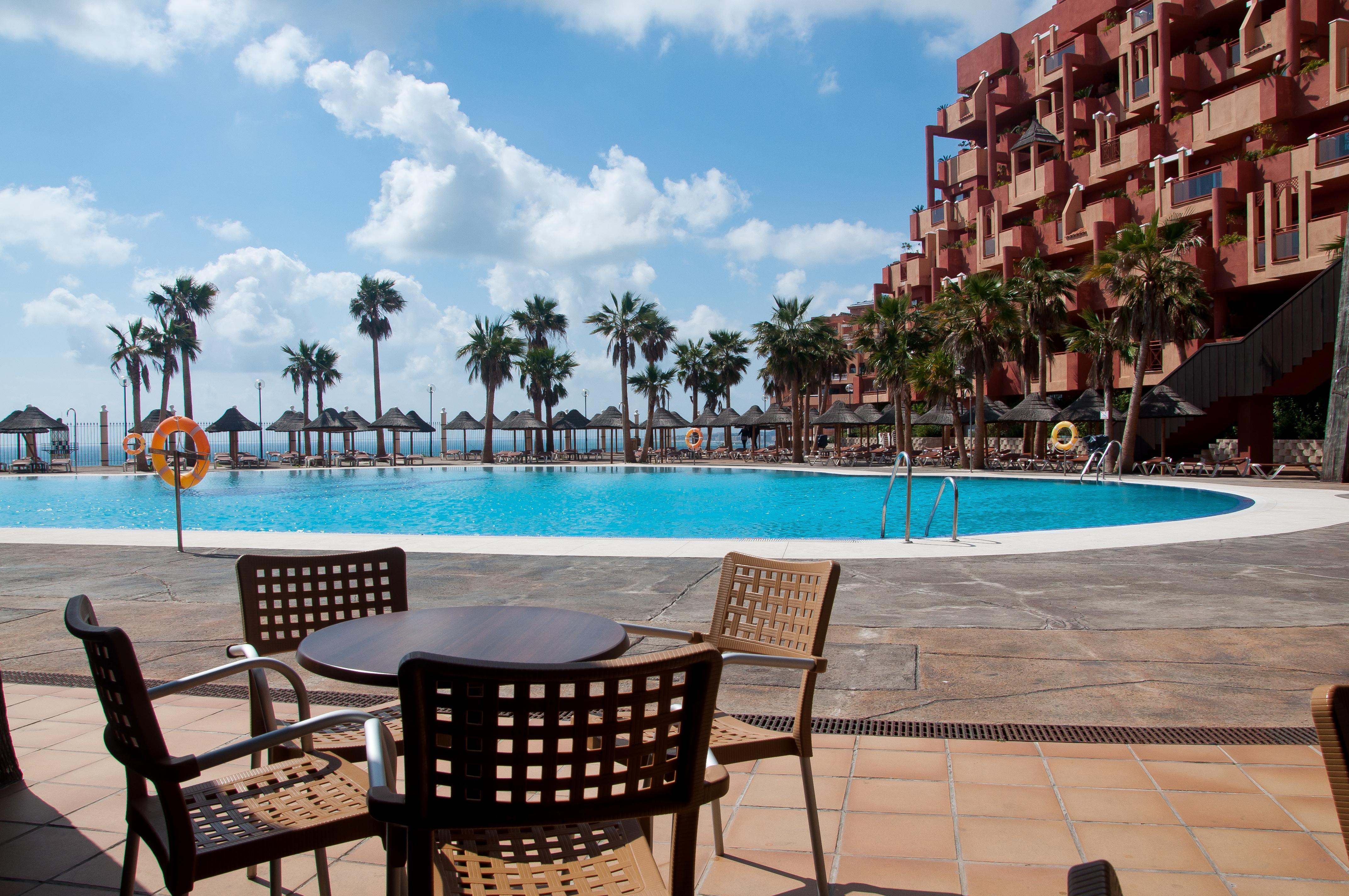 World Polynesia 4*