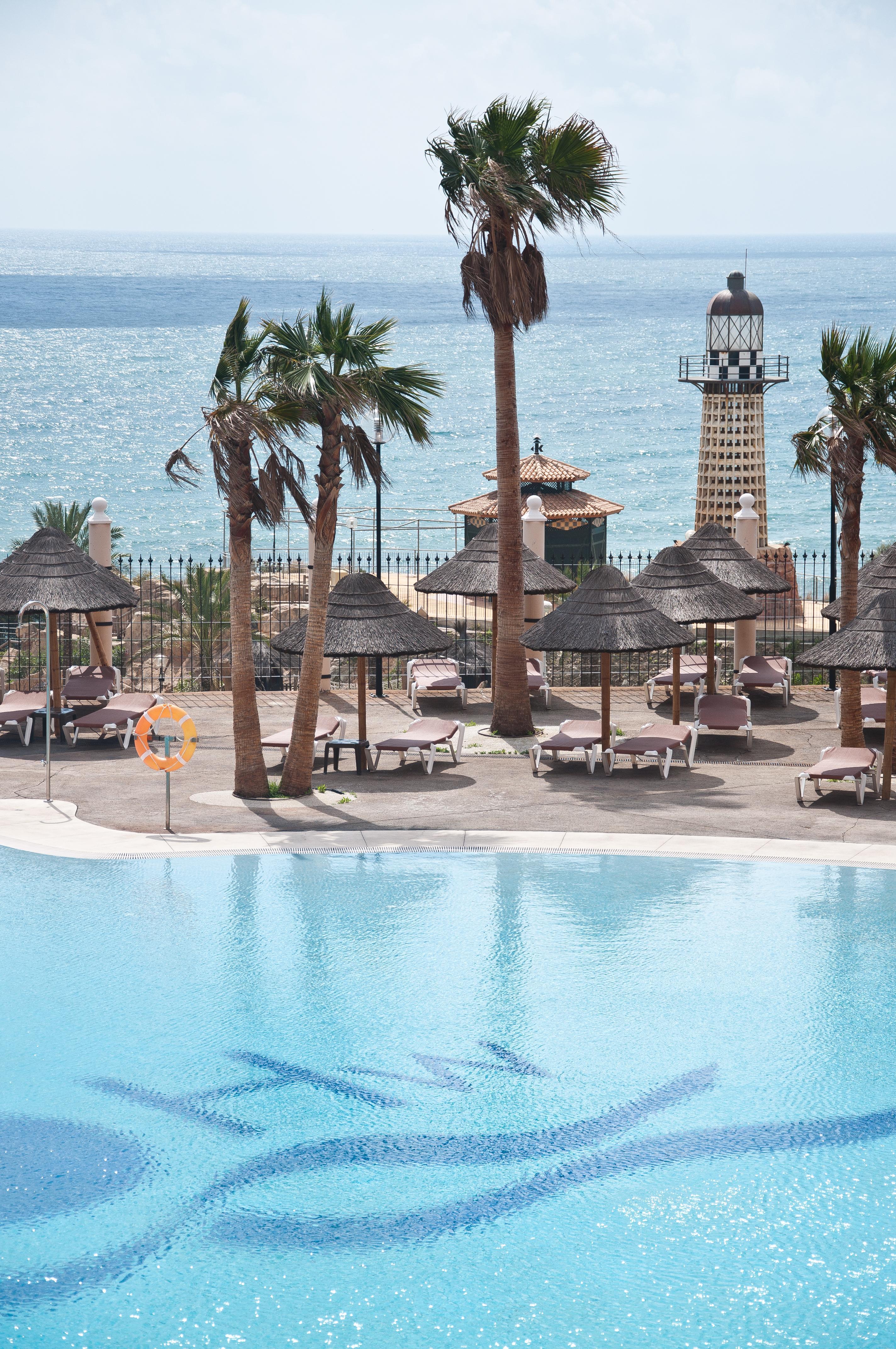 World Polynesia Hotel