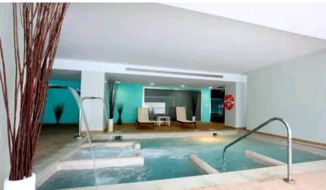 Elegante Alojamiento Con Piscina A 200 M Del Mar. * Benalmádena