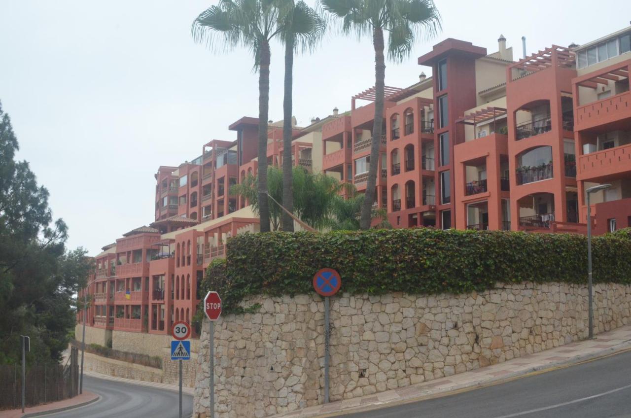Hill View With Fresh Renovation * Benalmadena