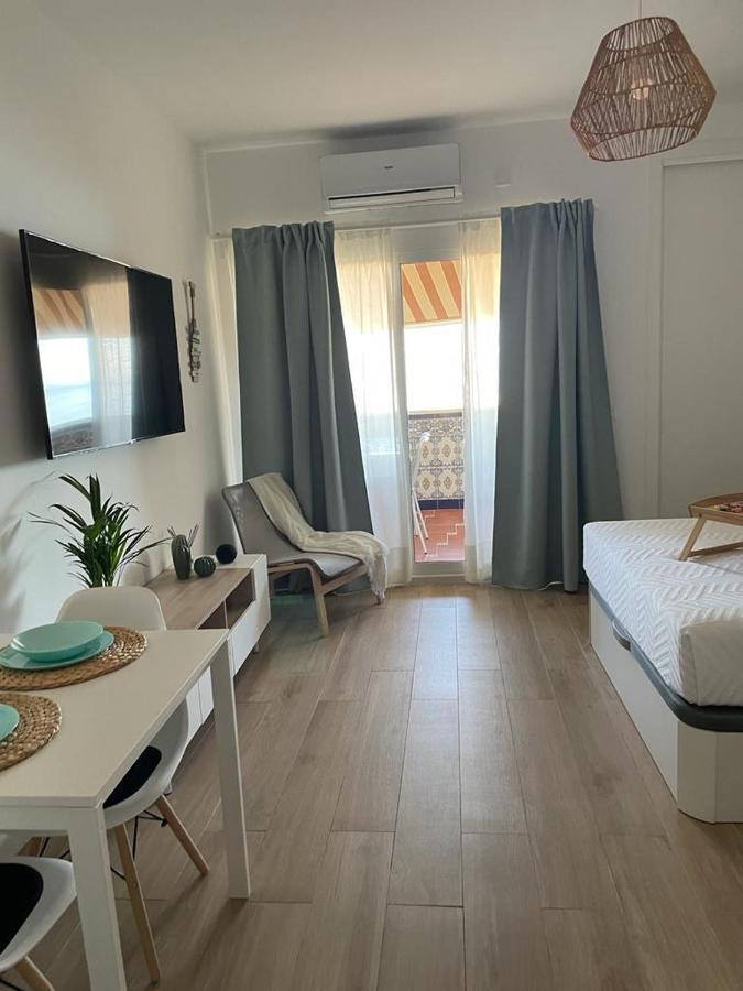Benalbeach Smart Apartment *