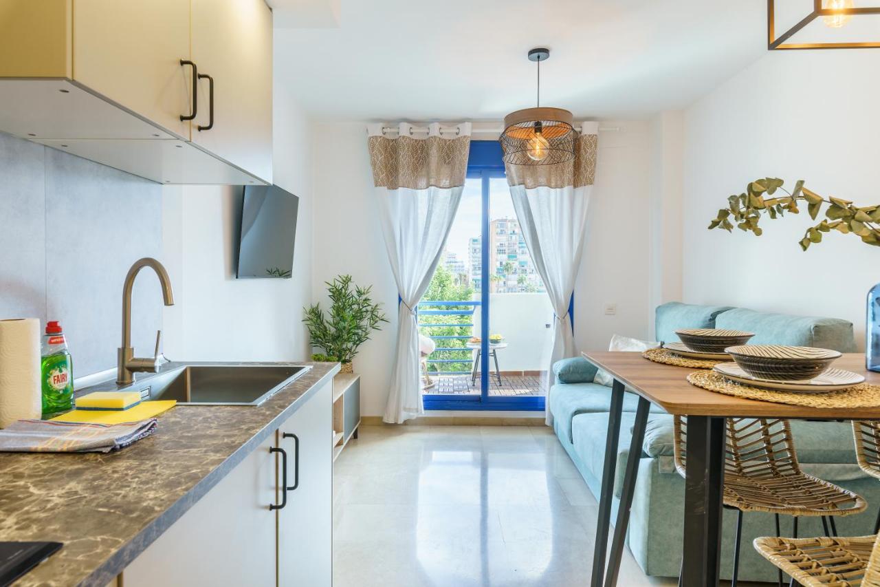 2nd Line From The , Seaviews + Parking &pool *